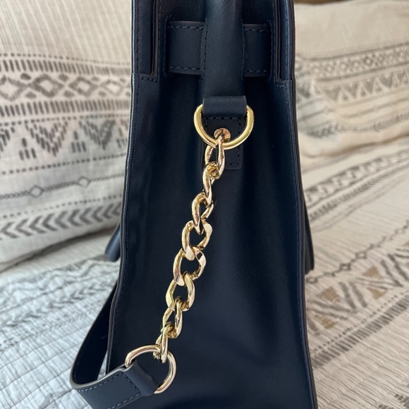 Michael Kors Hamilton Tote - Picture 10 of 16